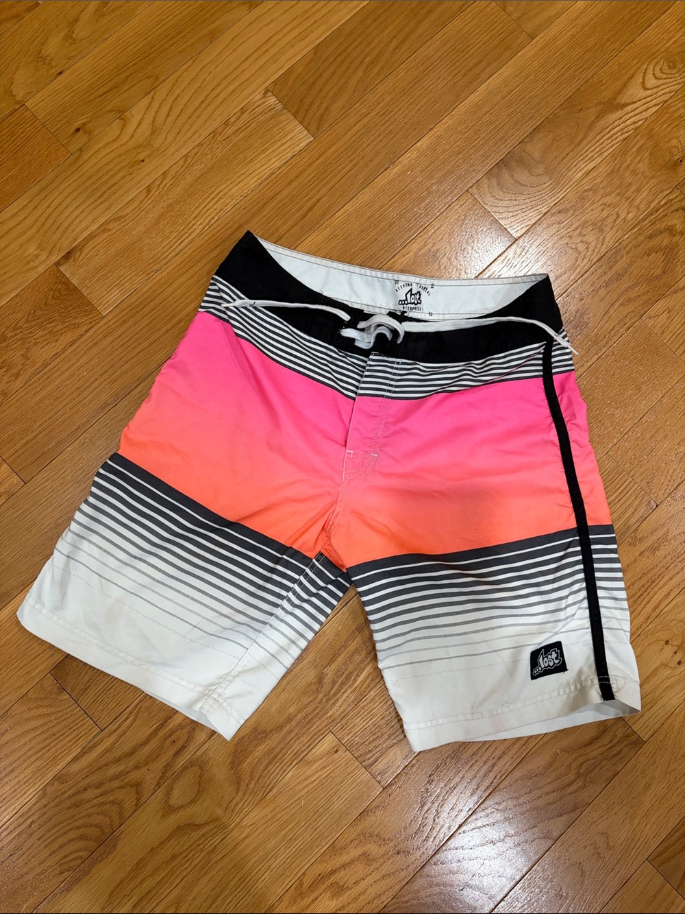 Men’s swim trunks